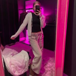 White soft zip up hoodie